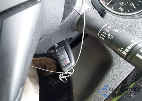 2020 Nissan Rogue S Fwd z USA, uszkodzony, nr VIN JN8AT2MT6LW036325